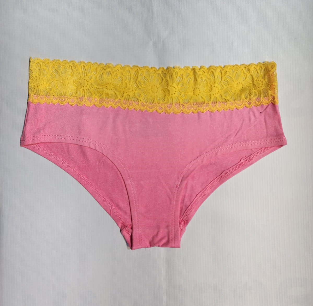 Victoria Secret Underwear 7pc (Medium)