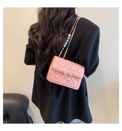 Pink Premium Quality Diamond Lattice Chain Shoulder Bag