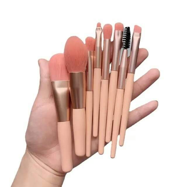 Andoer 8PCS Makeup Cosmetic Brushes Kit Set for Beginners