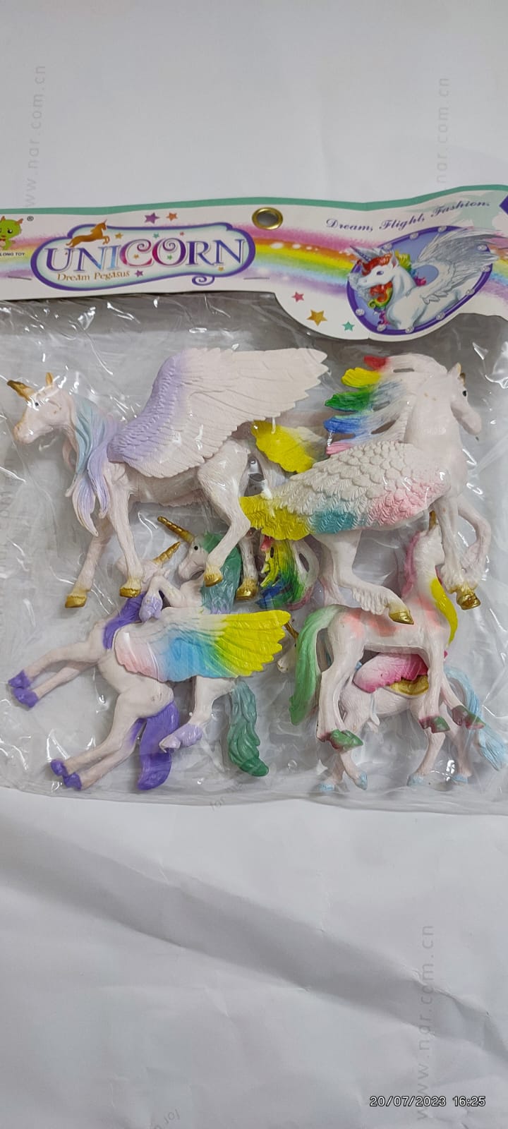 Flying Horse Statue Exquisite Colorful Beautiful Fine Workmanship Horse